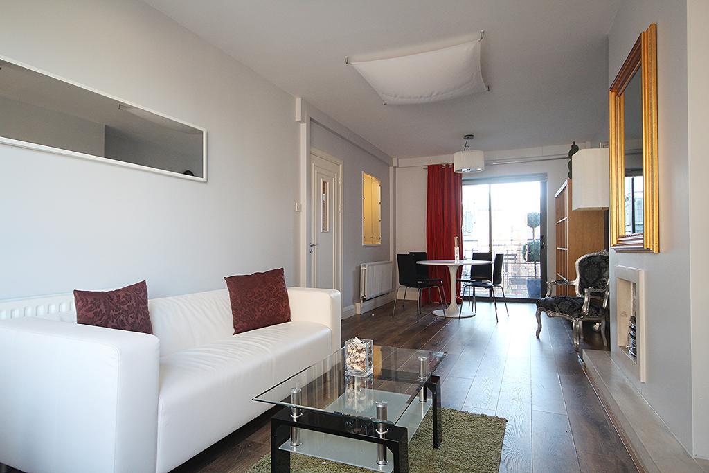 Apartment Trinity Temple Bar By Thekeycollection *